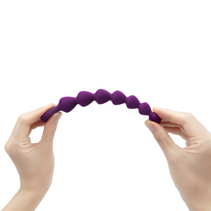 Wonderstate Sexual Wellness Anal Beads Small by Love to Love hands
