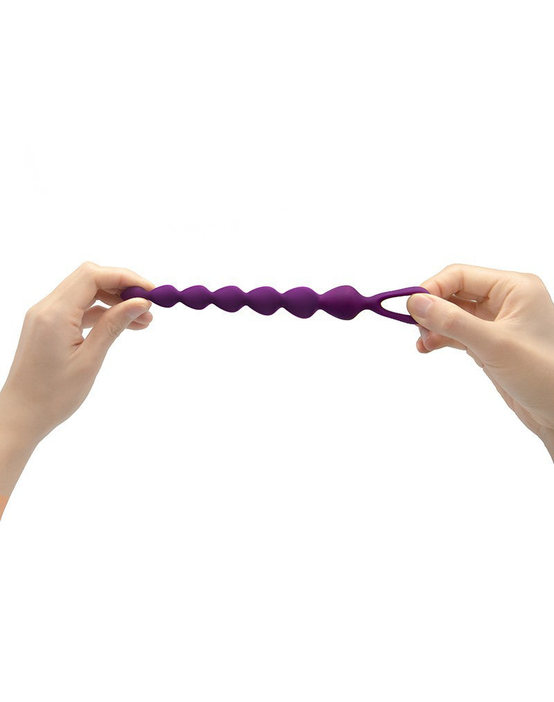 Wonderstate Sexual Wellness Anal Beads Small by Love to Love hands 2