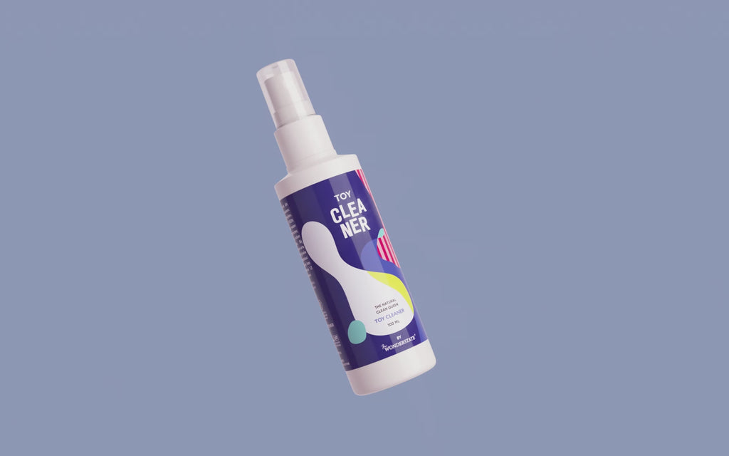 
Bottle of Natural Toy Cleaner with spray nozzle – an instant, body-safe cleaner for pleasure toys. Gentle, effective, and free from harsh chemicals for effortless hygiene.